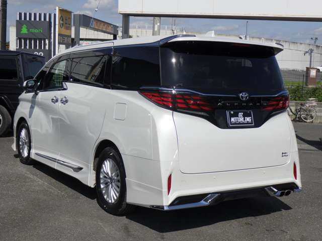 トヨタ アルファード　ハイブリッド ハイブリッド ２．５ Ｘ Ｅ－ＦＯＵＲ ４ＷＤ R7年 (関東) 99