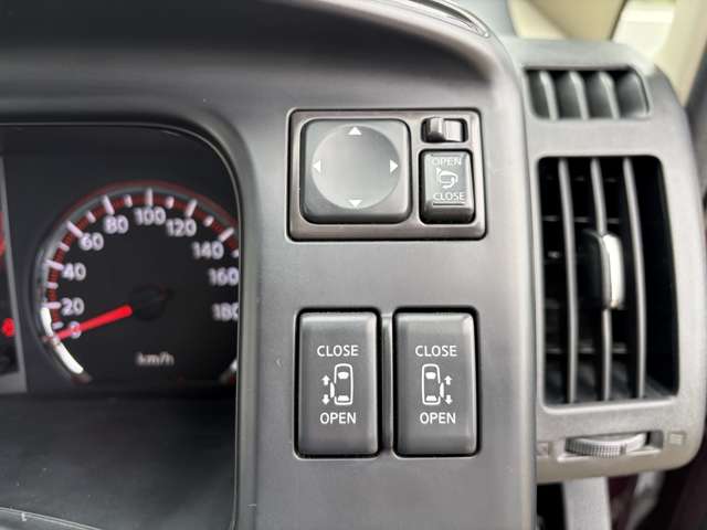 日産 セレナ ２．０ ハイウェイスター Ｖエアロセレクション H21年 (関東) 99