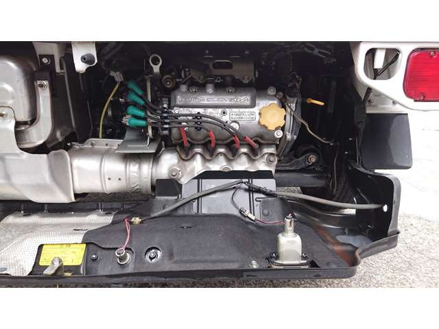 スバル サンバートラック ６６０ ＴＢ 三方開 ４ＷＤ H22年 (関東) 99