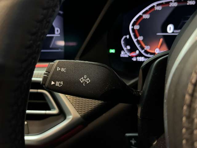 ＢＭＷ Ｘ５ Ｘドライブ ３５Ｄ Ｍスポーツ ４ＷＤ R1年 (関東) 99