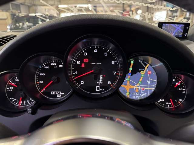 ポルシェ カイエン プラチナエディション ティプトロニックＳ ４ＷＤ H30年 (関東) 99