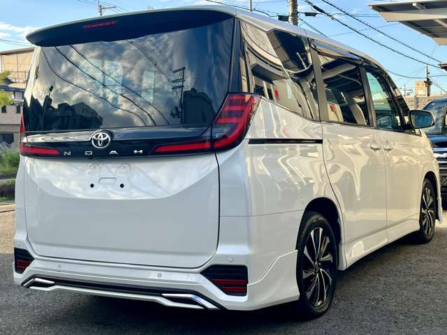 トヨタ ノア ２．０ Ｓ－Ｚ R5年 (近畿) 99