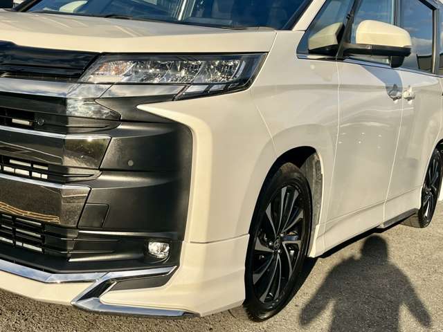 トヨタ ノア ２．０ Ｓ－Ｚ R5年 (近畿) 99