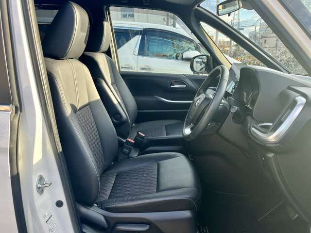 トヨタ ノア ２．０ Ｓ－Ｚ R5年 (近畿) 99