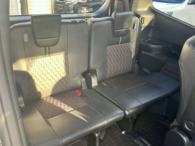 トヨタ ノア ２．０ Ｓ－Ｚ R5年 (近畿) 99
