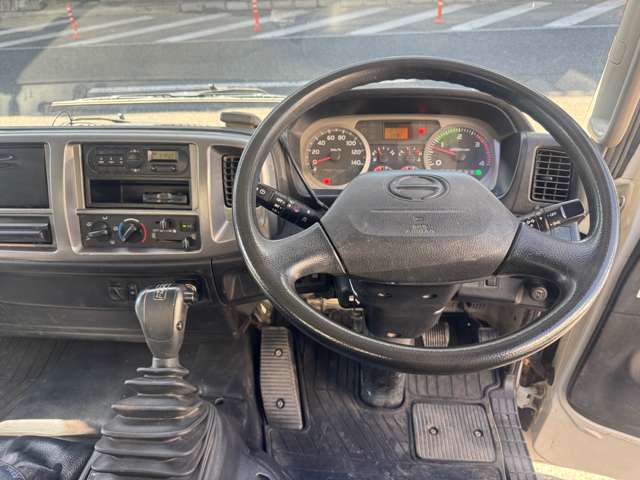 日野自動車 レンジャー ＡＴ H29年 (近畿) 99