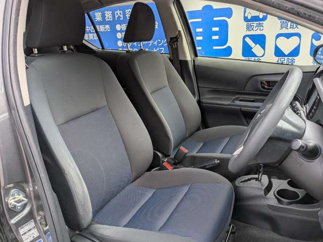 トヨタ アクア １．５ Ｓ H26年 (近畿) 99