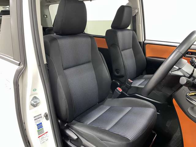トヨタ ヴォクシー ２．０ ＺＳ H26年 (近畿) 99