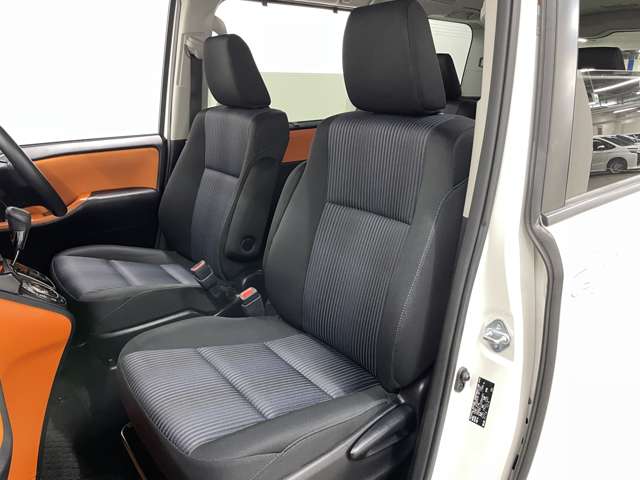 トヨタ ヴォクシー ２．０ ＺＳ H26年 (近畿) 99