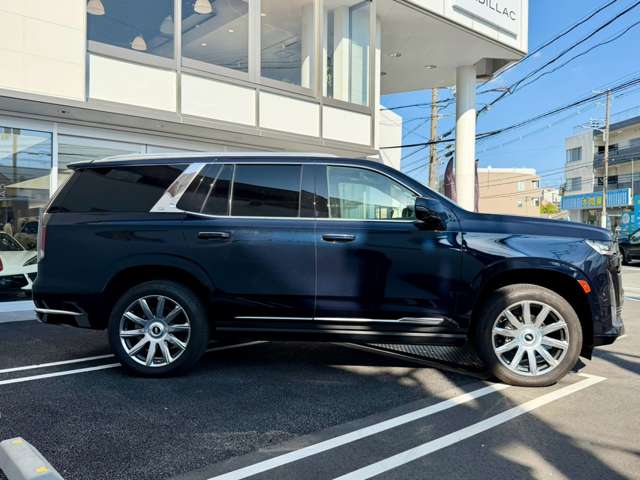 キャデラック エスカレード プラチナム ４ＷＤ R6年 (近畿) 99