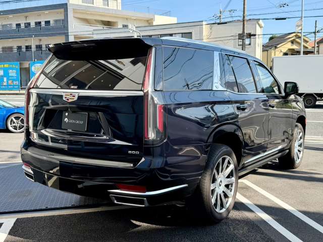 キャデラック エスカレード プラチナム ４ＷＤ R6年 (近畿) 99