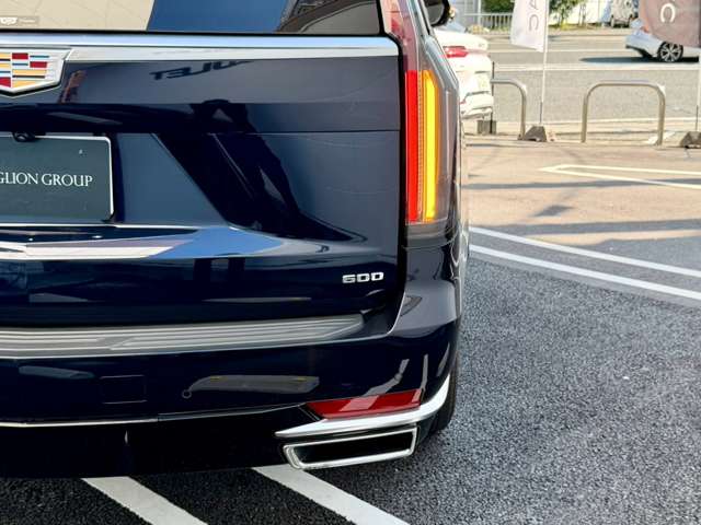キャデラック エスカレード プラチナム ４ＷＤ R6年 (近畿) 99