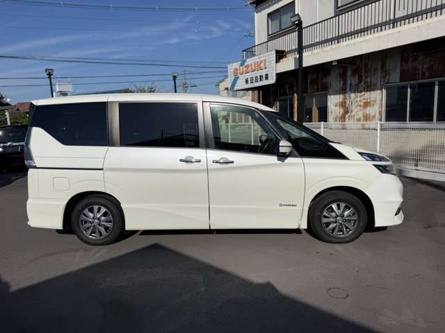 日産 セレナ １．２ Ｅ－ＰＯＷＥＲ ハイウェイスター Ｖ R1年 (近畿) 99