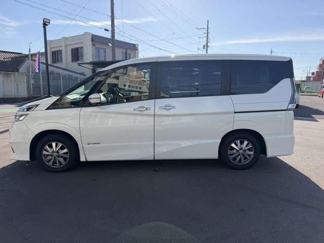 日産 セレナ １．２ Ｅ－ＰＯＷＥＲ ハイウェイスター Ｖ R1年 (近畿) 99