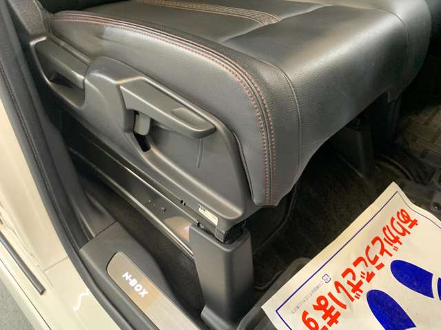 ホンダ Ｎ　ＢＯＸ カスタム ６６０ Ｌ ターボ コーディネートスタイル R3年 (近畿) 99