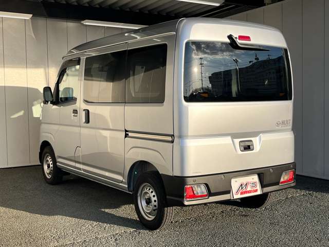ダイハツ ハイゼットカーゴ ６６０ デラックス ４ＷＤ R7年 (東北) 99