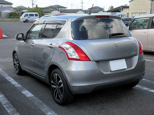 スズキ スイフト １．２ スタイル H28年 (関東) 99