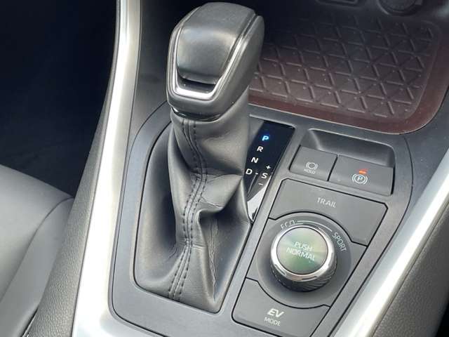 トヨタ ＲＡＶ４ ２．５ ハイブリッド Ｇ Ｅ－ＦＯＵＲ ４ＷＤ R3年 (関東) 99