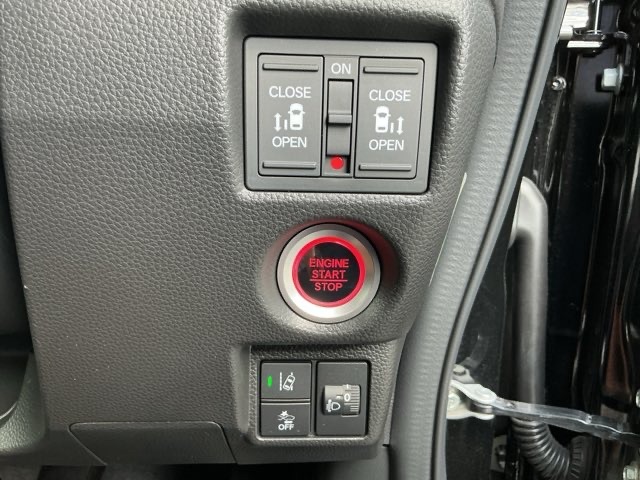 ホンダ Ｎ　ＢＯＸ カスタム ６６０ Ｌ R5年 (近畿) 99