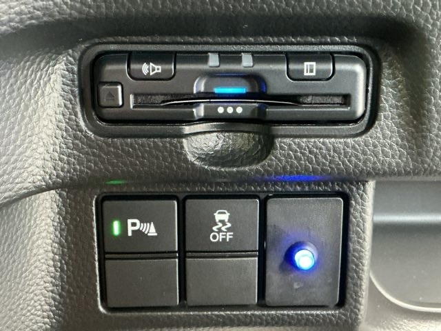 ホンダ Ｎ　ＢＯＸ カスタム ６６０ Ｌ R5年 (近畿) 99