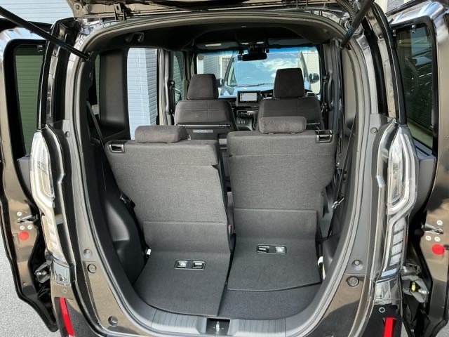 ホンダ Ｎ　ＢＯＸ カスタム ６６０ Ｌ R5年 (近畿) 99