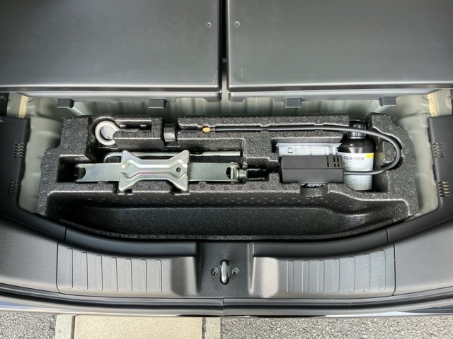 ホンダ Ｎ　ＢＯＸ カスタム ６６０ Ｌ R5年 (近畿) 99