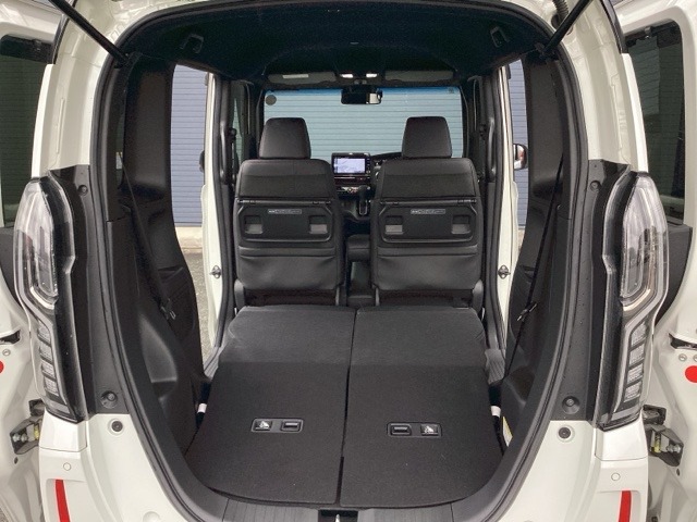 ホンダ Ｎ　ＢＯＸ カスタム ６６０ Ｌ R3年 (近畿) 99