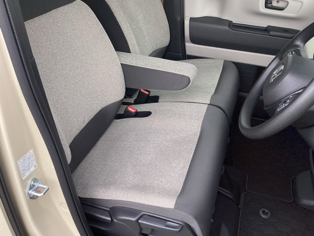 ホンダ Ｎ　ＢＯＸ ６６０ ファッションスタイル ２トーン R7年 (近畿) 99