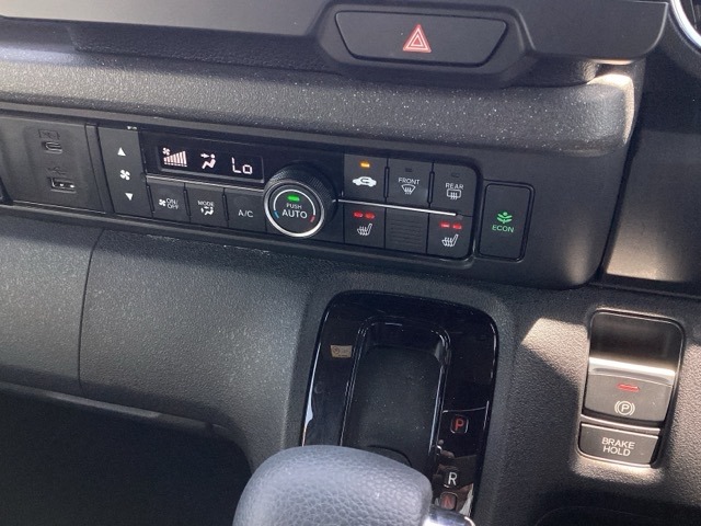 ホンダ Ｎ　ＢＯＸ カスタム ６６０ ターボ R7年 (近畿) 99