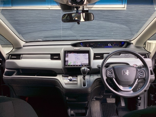 ホンダ フリード＋ １．５ Ｇ ホンダセンシング H30年 (近畿) 99