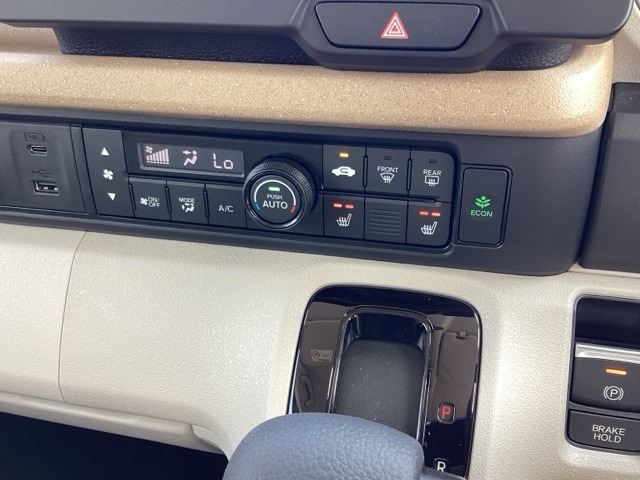 ホンダ Ｎ　ＢＯＸ ６６０ ファッションスタイル ２トーン R7年 (近畿) 99
