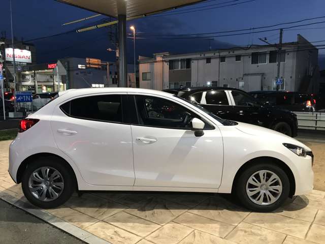 マツダ ＭＡＺＤＡ２ １．５ １５Ｃ ＩＩ R8年 (関東) 99