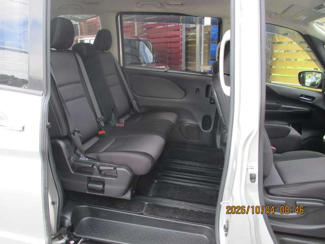 日産 セレナ ２．０ ハイウェイスター ＶセレクションＩＩ H30年 (九州・沖縄) 99