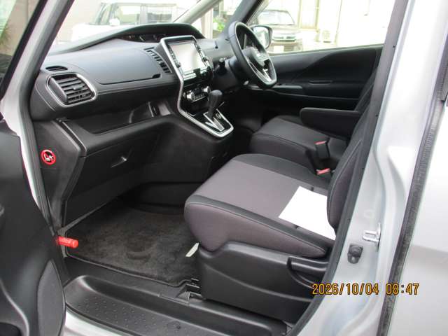 日産 セレナ ２．０ ハイウェイスター ＶセレクションＩＩ H30年 (九州・沖縄) 99