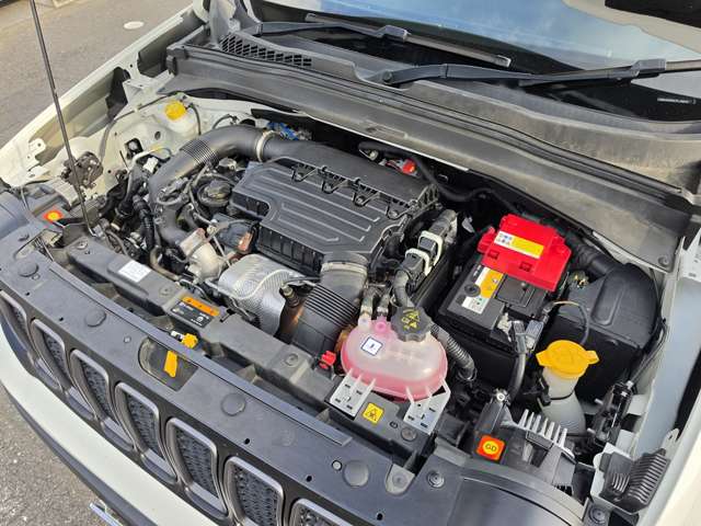 ジープ レネゲード トレイルホーク ４ＷＤ R2年 (東海) 99