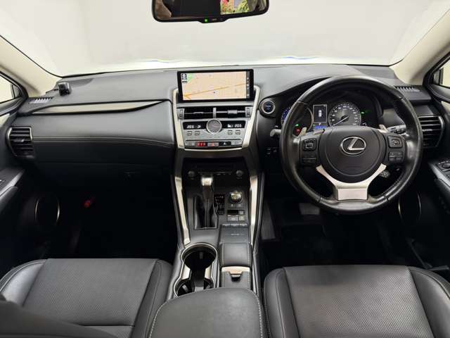 レクサス ＮＸ３００ｈ ３００Ｈ スパイス＆シック ４ＷＤ R2年 (関東) 99