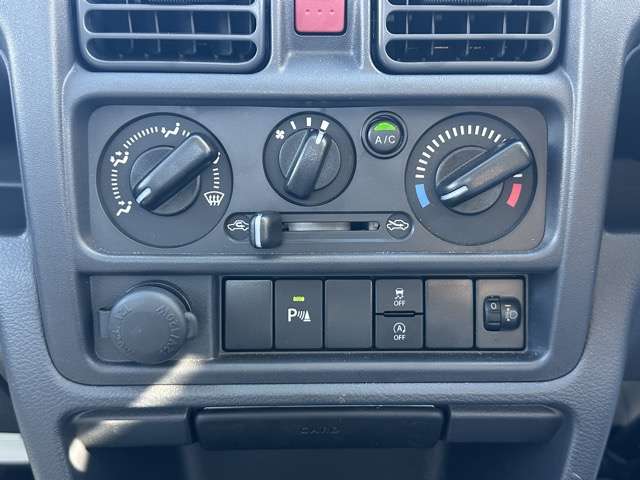 日産 クリッパートラック ６６０ ＤＸ R8年 (東海) 99