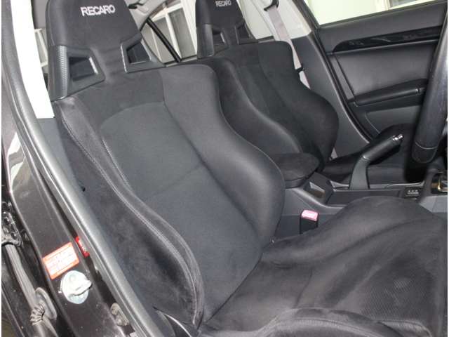 三菱 ランサー ２．０ ＧＳＲ Ｘ ４ＷＤ H24年 (関東) 99
