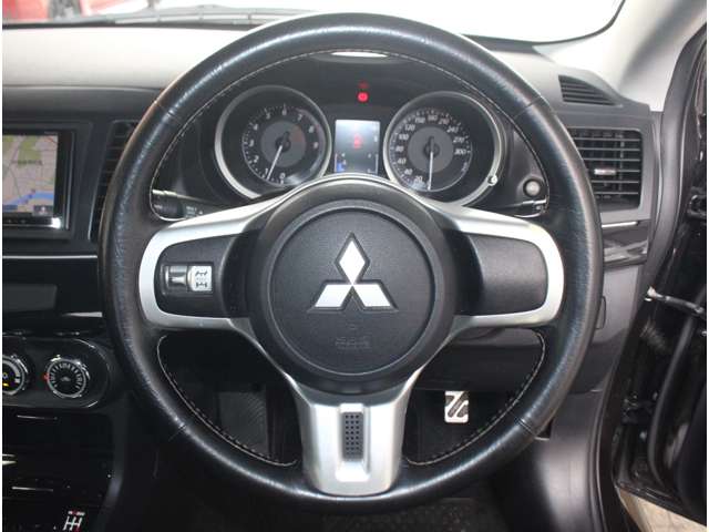 三菱 ランサー ２．０ ＧＳＲ Ｘ ４ＷＤ H24年 (関東) 99