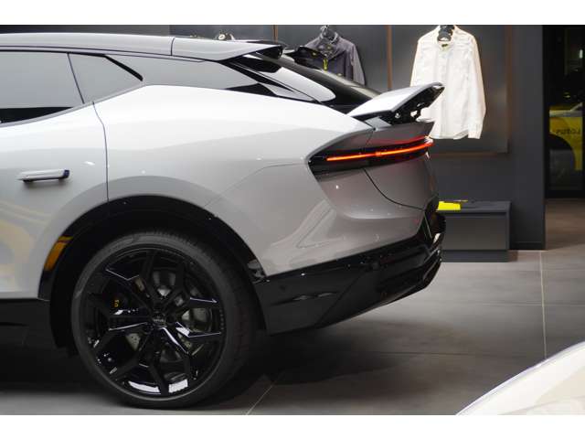 ロータス エレトレ ６００ ＳＰＯＲＴ ＳＥ R7年 (東北) 99