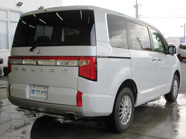 三菱 デリカ　Ｄ：５ ２．２ Ｐ ディーゼルターボ ４ＷＤ R5年 (関東) 99