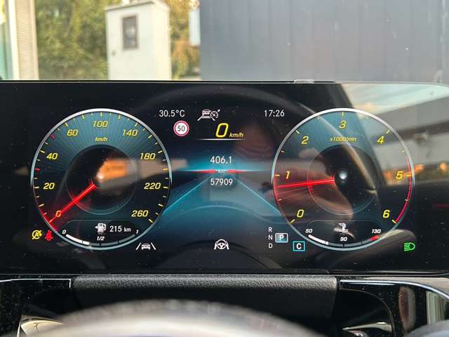 メルセデスベンツ ＧＬＡクラス ＧＬＡ２００ Ｄ ４マチック ＡＭＧラインパッケージ ディーゼルターボ ４ＷＤ ＭＰ２０２２０２ R4年 (近畿) 99
