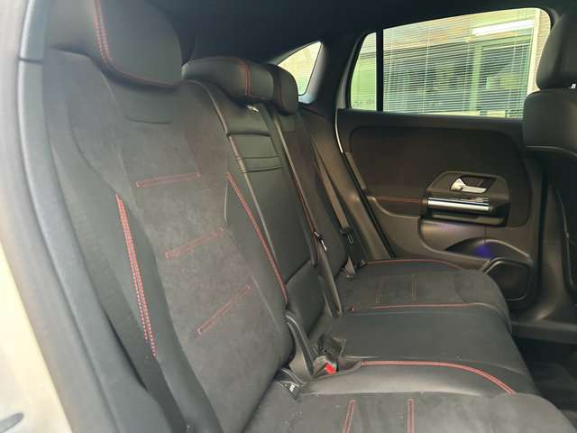 メルセデスベンツ ＧＬＡクラス ＧＬＡ２００ Ｄ ４マチック ＡＭＧラインパッケージ ディーゼルターボ ４ＷＤ ＭＰ２０２２０２ R4年 (近畿) 99