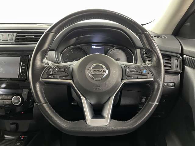 日産 エクストレイル ２．０ ２０Ｘ ２列車 ４ＷＤ H29年 (近畿) 99