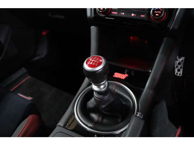 スバル ＷＲＸ　ＳＴＩ ＳＴＩ ２．０ ４ＷＤ H30年 (近畿) 99