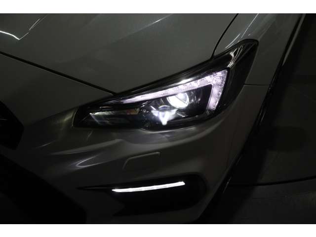スバル ＷＲＸ　ＳＴＩ ＳＴＩ ２．０ ４ＷＤ H30年 (近畿) 99