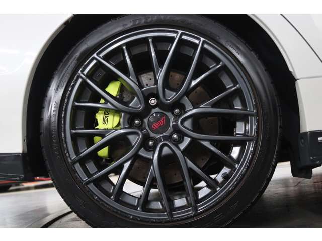 スバル ＷＲＸ　ＳＴＩ ＳＴＩ ２．０ ４ＷＤ H30年 (近畿) 99