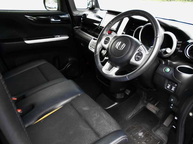 ホンダ Ｎ　ＢＯＸ ６６０ Ｇ ターボＳＳパッケージ H29年 (中国) 99
