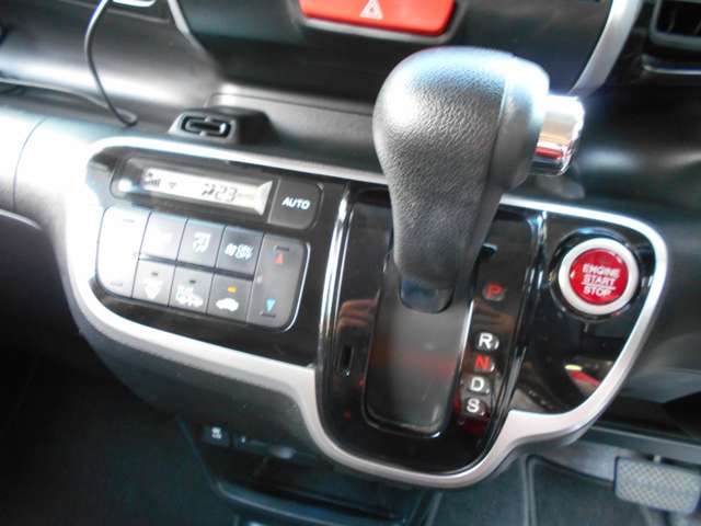 ホンダ Ｎ　ＢＯＸ ６６０ Ｇ ターボＳＳパッケージ H29年 (中国) 99