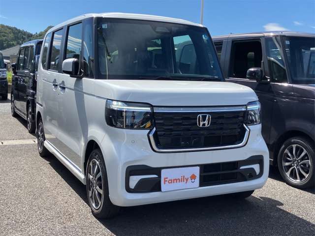 ホンダ Ｎ　ＢＯＸ カスタム ６６０ R8年 (東海) 99